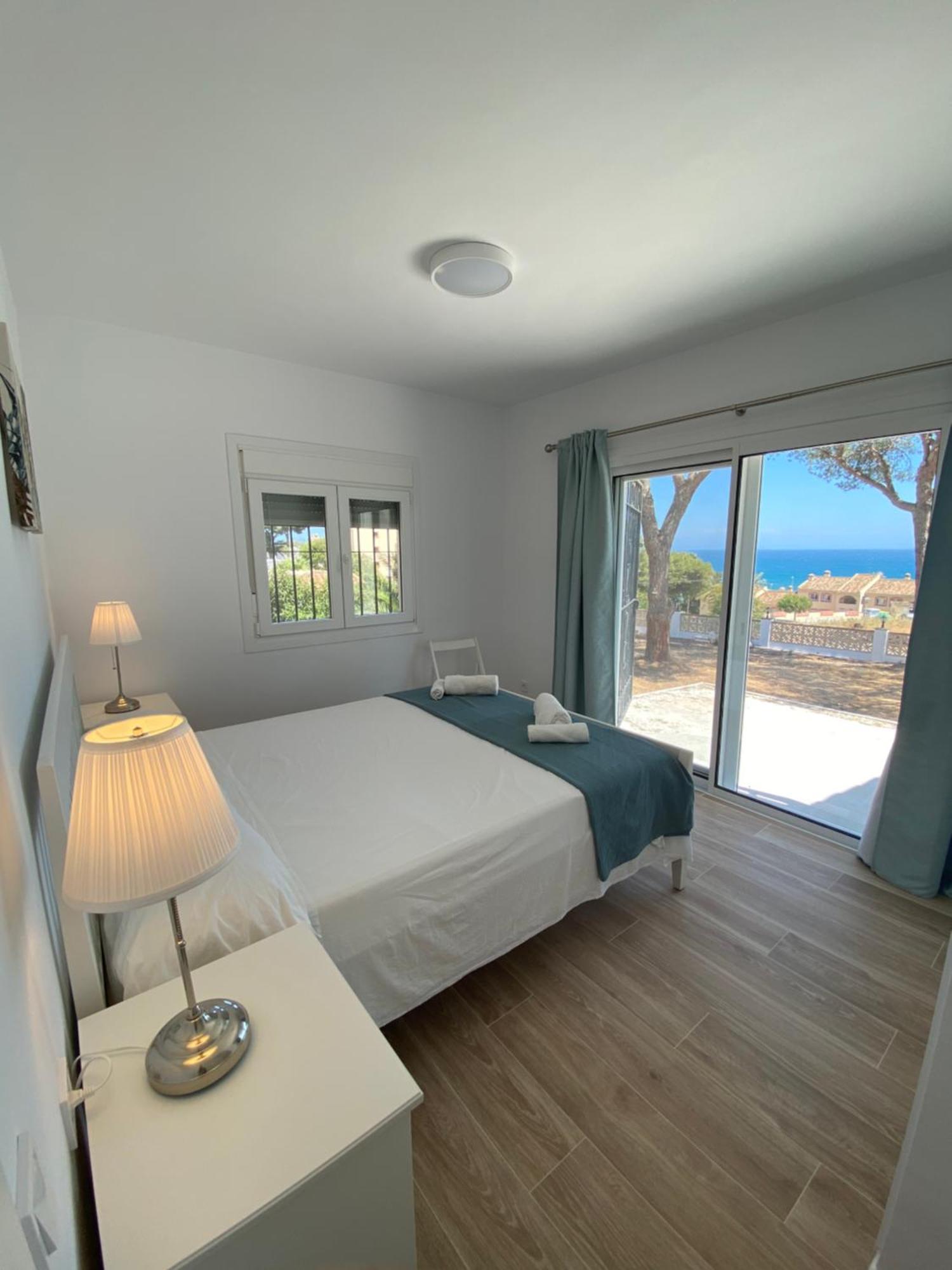 Independent Villa Beach House El Bosque La Cala De Mijas Kültér fotó