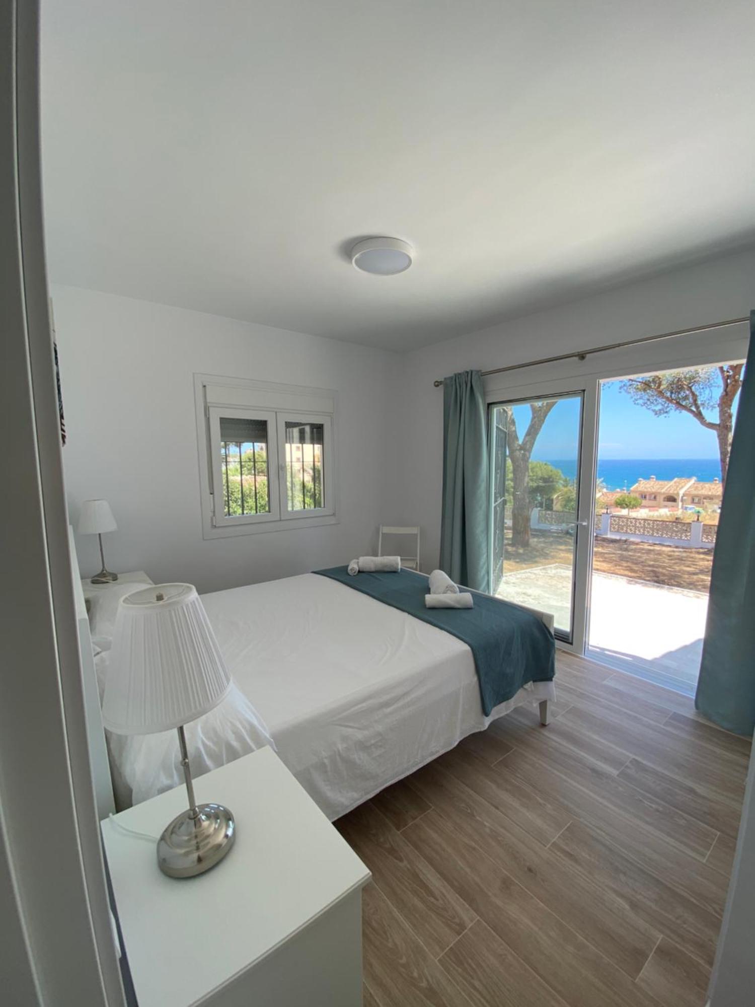 Independent Villa Beach House El Bosque La Cala De Mijas Kültér fotó