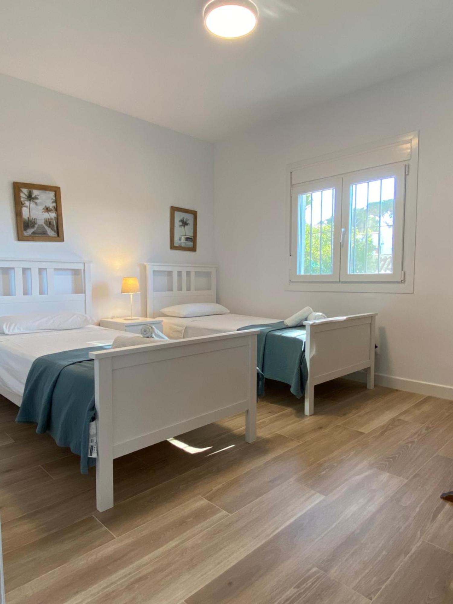 Independent Villa Beach House El Bosque La Cala De Mijas Kültér fotó